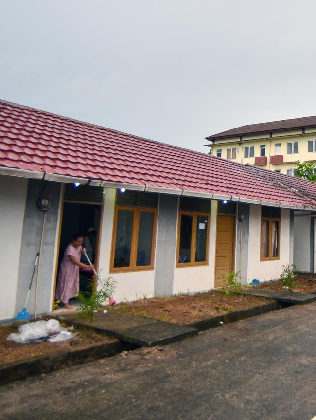Korban Banjir Bandang Mulai Huni Rumah Khusus di Padang