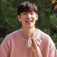 Di balik paras imutnya, Lee Je Hoon punya tubuh sixpack seperti yang pernah ia tampilkan saat beradegan shirtless dalam Taxi Driver 2. Foto: dok. Company On