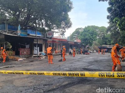 Penampakan TKP Sisa Ricuh Usai Matel Tewas Dikeroyok di Kalibata