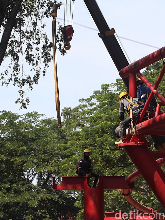 Melihat Progres Pembangunan Skybridge Taman Langsat dan Ayodya