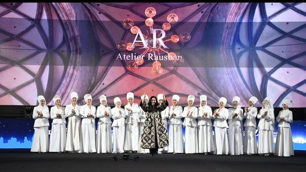 Modest Fashion & Art Trade Show Gelaran modest fashion global di Istanbul (26-29 Nov 2025) hadirkan desainer 9 negara. Diselenggarakan Markamarie, jadi platform bisnis, kolaborasi, dan seni. Kehadiran desainer dari Uni Emirat Arab, Inggris, Amerika Serikat, hingga Kazakhstan, di samping tuan rumah Turki dan inisiator Indonesia.