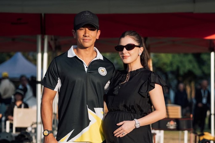 Pangeran Brunei Abdul Mateen dan Anisha Rosnah.