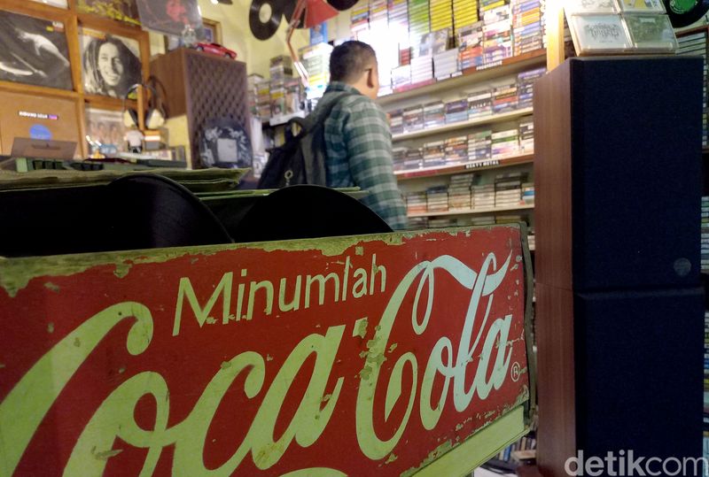 Pasar Nostalgia di Surabaya