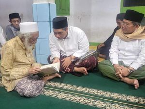 Teduhnya Kiai Zulfa di Tengah Badai PBNU