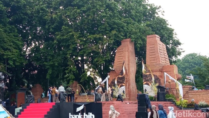 Pekan Kebudayaan Jabar Hidupkan Alun-alun Sangkala Buana Cirebon