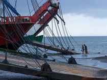 Melihat Perawatan Kapal dan Fasilitas Pelabuhan Jelang Libur Nataru