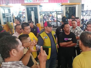 Pegawai Mal Parkir Liar di Terowongan MP Makassar Picu Macet
