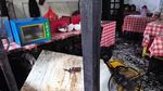 Luluh Lantak! Potret Warung Makan Dibakar di Kalibata, Buntut Ricuh Matel