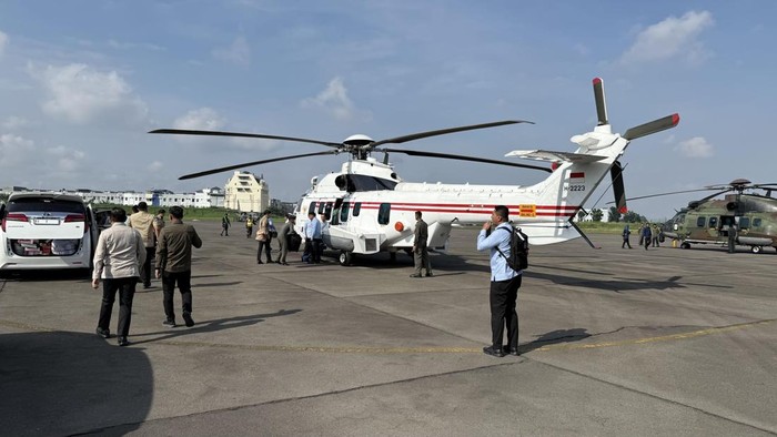 Naik Helikopter, Prabowo Berangkat ke Aceh Tamiang Tinjau Posko Pengungsian