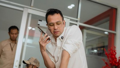 Pesan Raffi Ahmad Usai Helikopter Nyaris Mendarat Darurat di Sawah