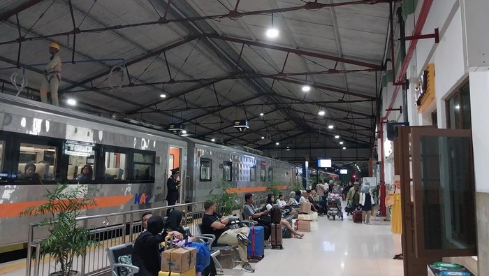 Menyusuri Jalur Kereta Api Lama di Madiun yang Kini Jadi Wisata Edukasi