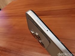 Unboxing Tecno Spark 40, HP Rp 1 Jutaan Mirip iPhone 17 Pro Max