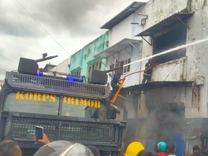 Kebakaran Hebat Landa Pasar Batu Merah Ambon, 8 Ruko Hangus