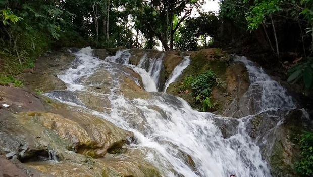 Air Terjun Pinang Seribu Samarinda Air Terjun Pinang Seribu Samarinda.