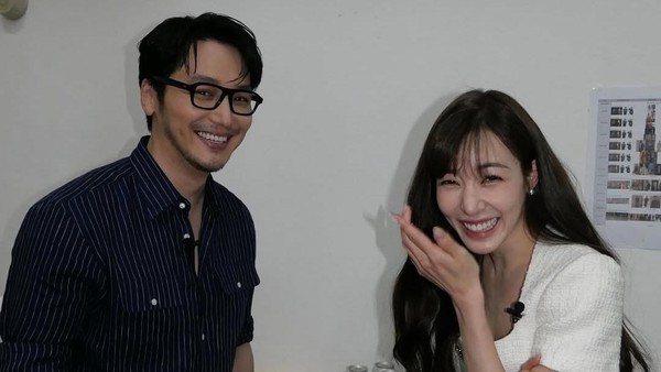7 Momen Manis Tiffany SNSD & Byun Yo Han, Terungkap Pakai Cincin Couple