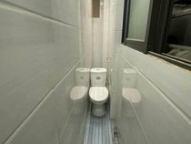 8 Desain Toilet Ini Bisa Bikin Penggunanya Sesak Sekaligus Bingung!