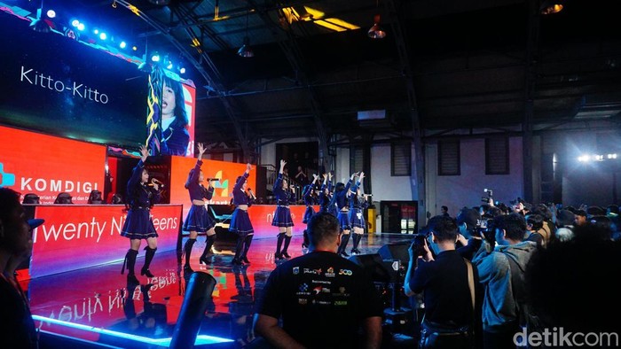 Final Playoffs Jakarta Esport New Heights 2025 digelar di Posbloc Jakarta, Jakarta Pusat, Jakarta, Sabtu (13/12/2025). Acara ini sebagai puncak rangkaian kompetisi esport yang terbuka untuk publik.