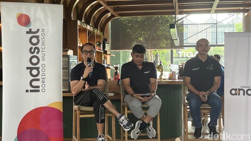 Indosat menggelar media update persiapan jaringan menjelang libur Nataru di Denpasar, Bali, Sabtu (13/12/2025). (Foto: Rizki Setyo/detikBali)