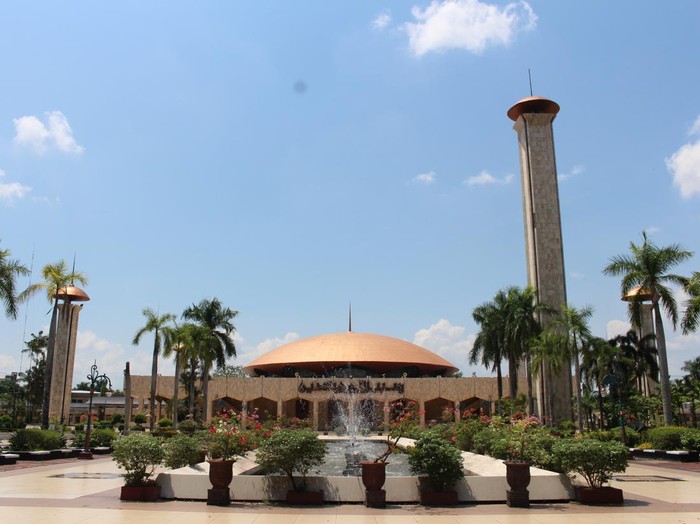 Masjid Raya Sabilal Muhtadin Banjarmasin.