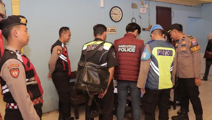 Polres Lamongan Razia Tempat Hiburan Malam, Ini Hasilnya