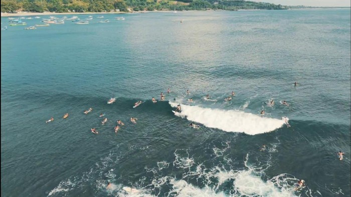 277 Peselancar dari Berbagai Daerah Ikuti Senggigi Open Surfing 2025