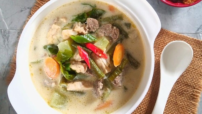 Sayur lodeh daging racikan Wilda Wily Aprianti, salah satu pemenang Master Resep SASA Santan