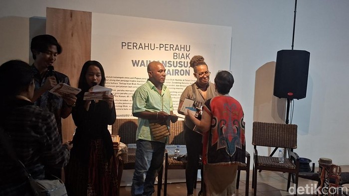 Papua di Mata Enrico Kondologit: Kaya Tradisi, Cepat Menyerap Modernitas