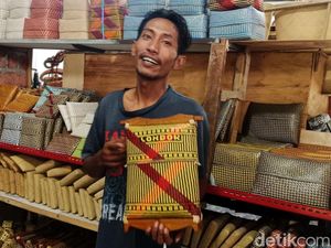 Anyaman Bambu Desa Loyok Melanglang Buana hingga Eropa