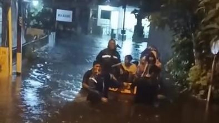 Korban Banjir di Denpasar Mulai Terserang Penyakit