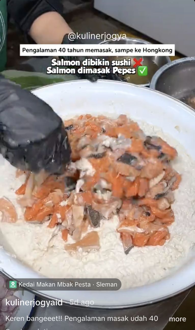 Bukan Candied Salmon, Indonesia Punya Menu Pepes Salmon Lezat! Bukan Candied Salmon, Indonesia Punya Menu Pepes Salmon Lezat!