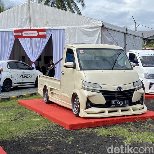 Wujud Gran Max Pikap Pakai Muka Xenia, Pintu Ala Lamborghini