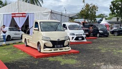 Wujud Gran Max Pikap Pakai Muka Xenia, Pintu Ala Lamborghini