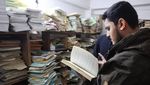Dari Ruang Bawah Tanah, Warga Baghdad Hidupkan Semangat Membaca