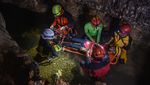 Ekstrem dan Menguras Adrenalin, Simulasi Cave Rescue di Gua Walet Tasikmalaya
