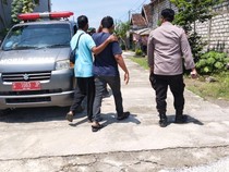 Pria ODGJ Dievakuasi ke RS Menur Demi Keamanan Warga Lamongan