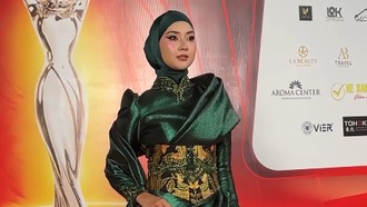8 Gaya Hijab Miss International 2017 Kevin Liliana Jadi Juri di Miss Charm