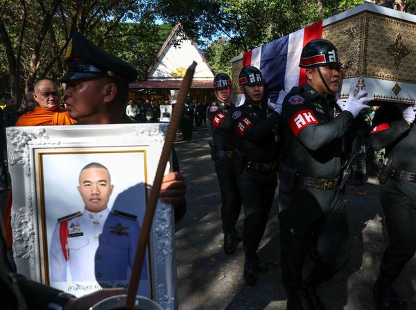 Gugur di Medan Perbatasan, Prajurit Thailand Dipulangkan dengan Upacara Haru