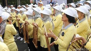 Hari Ibu, Perempuan Indonesia Warnai CFD Bundaran HI