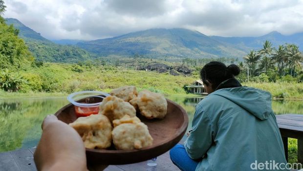 Kafe Balong Garut Kafe Balong Garut