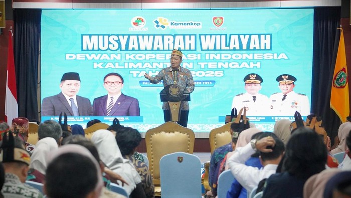 Menkop Buka Muswil Dekopinwil Kalteng, Perkuat Kopdes Merah Putih