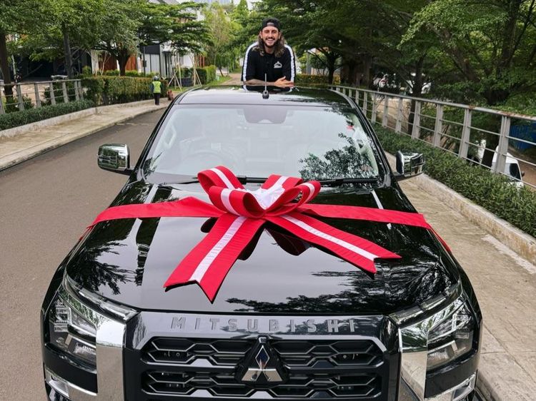 Ladislao Bersyukur Wujudkan Mimpi, 11 Tahun Usaha Demi Beli Mitsubishi Triton