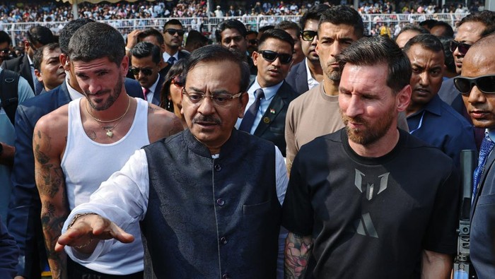 Menteri di India Mundur Usai Ajak Keluarga Foto Bareng Messi Bikin Marah Fans
