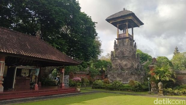 Museum Bali yang beralamat di Jl. Mayor Wisnu No.10, Denpasar Timur menjadi pusat pelestarian sejarah budaya Bali sejak abad-20. Selasa (9/12/2025). (Hani Sofia Muthmainnah)