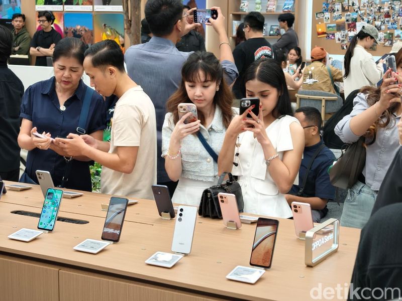 Oppo Flagship Store Oppo Flagship Store