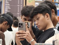 Intip Oppo Flagship Store Gandaria, Ada Robot Bisa Kung Fu