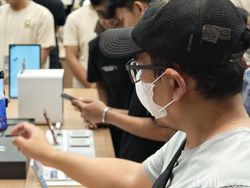 Intip Oppo Flagship Store Gandaria, Ada Robot Bisa Kung Fu