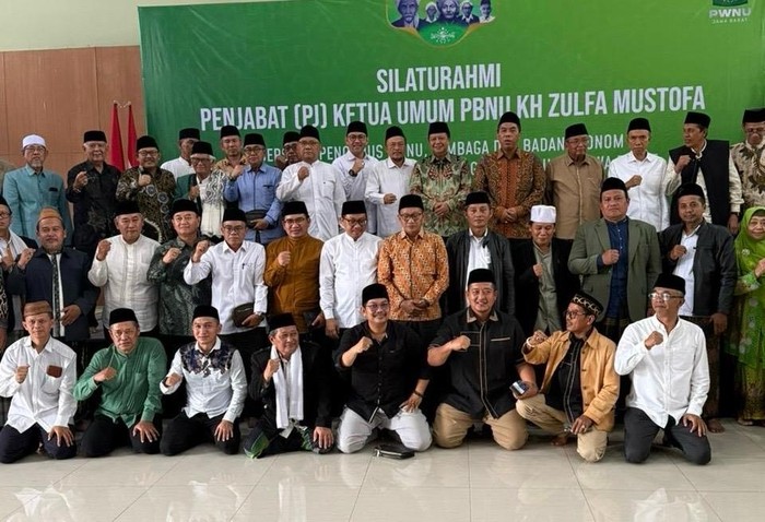 Pj Ketum PBNU KH Zulfa Silaturahmi dengan PWNU, PCNU, dan Banom Jabar