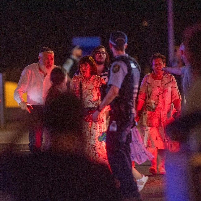 Penembakan di Pantai Bondi Gegerkan Warga Sydney
