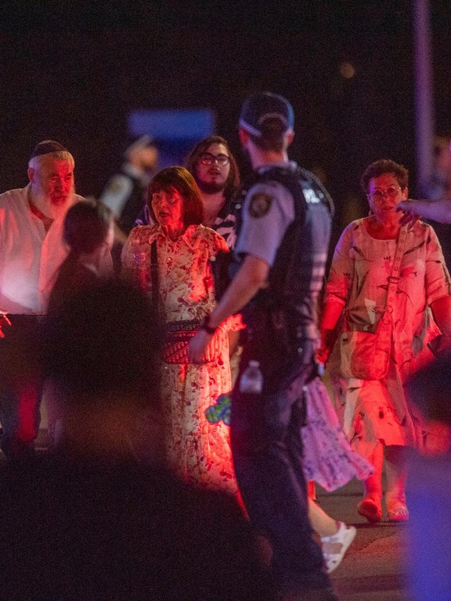 Penembakan di Pantai Bondi Gegerkan Warga Sydney