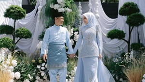 Erra Fazira tampil anggun di hari bahagianya saat resmi menikah dengan Ezwan Zain di Shah Alam, Malaysia. Foto: Dok. Instagram Erra Fazira